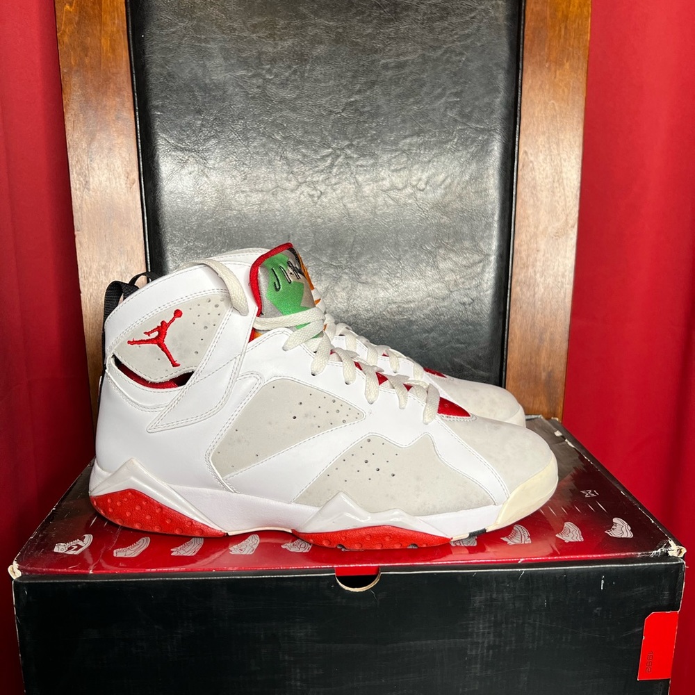 Retro 7 hare